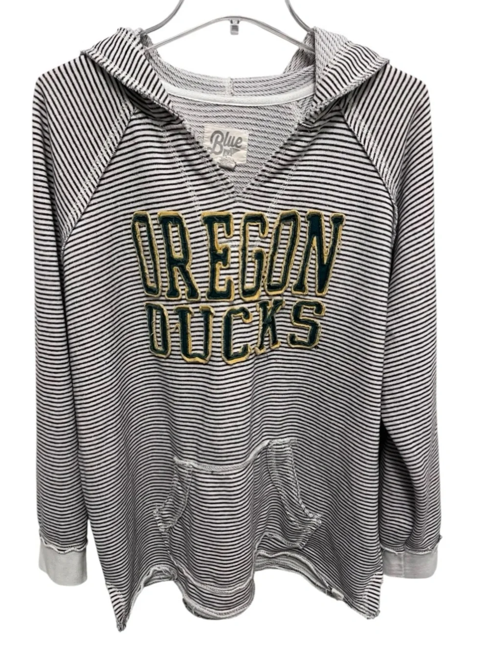 Women's Blue 84 Cream/Gray Oregon Ducks Striped Raglan Pullover Hoodie - Picture 2 of 7